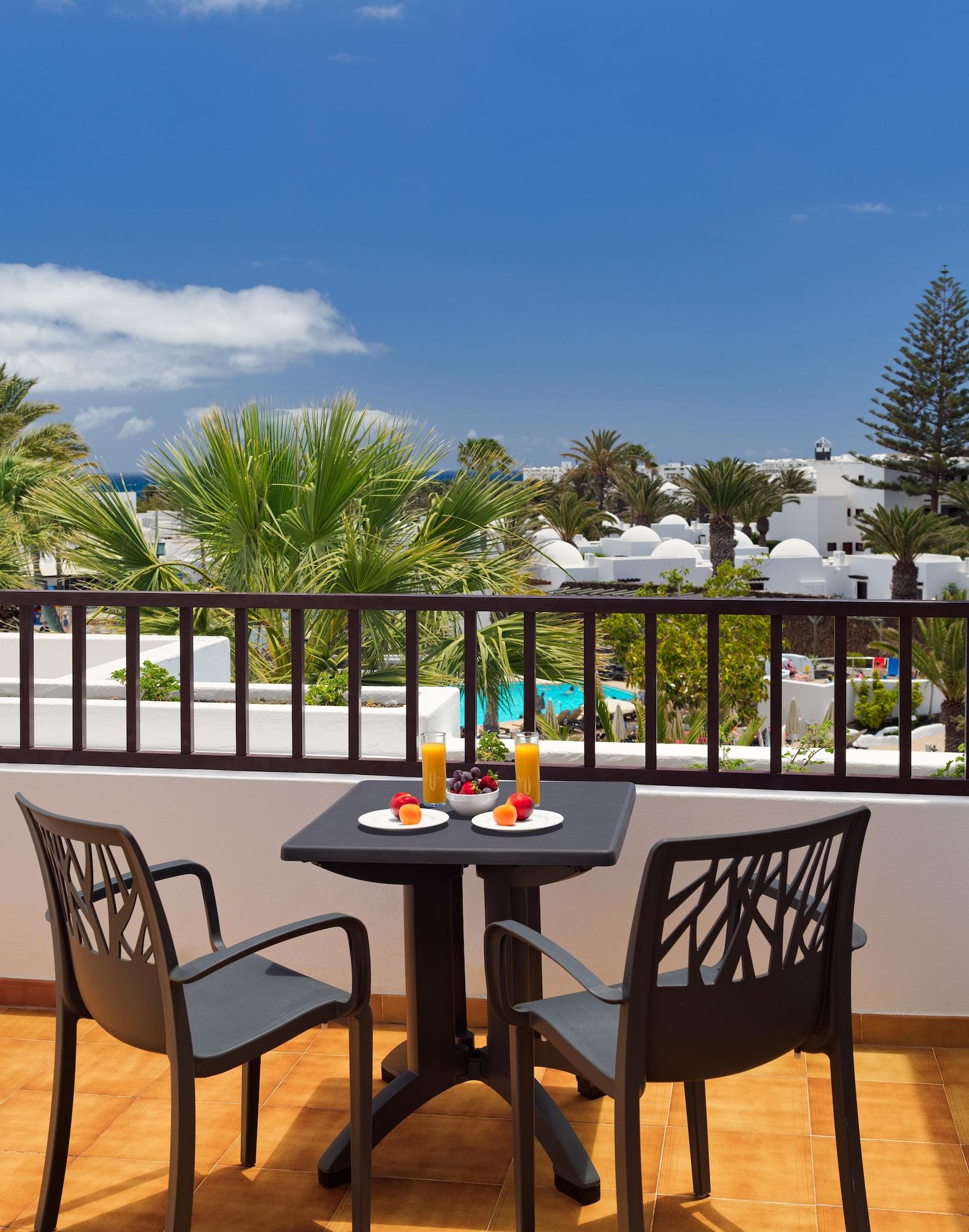 H10 Suites Lanzarote Gardens Коста-Тегисе Экстерьер фото