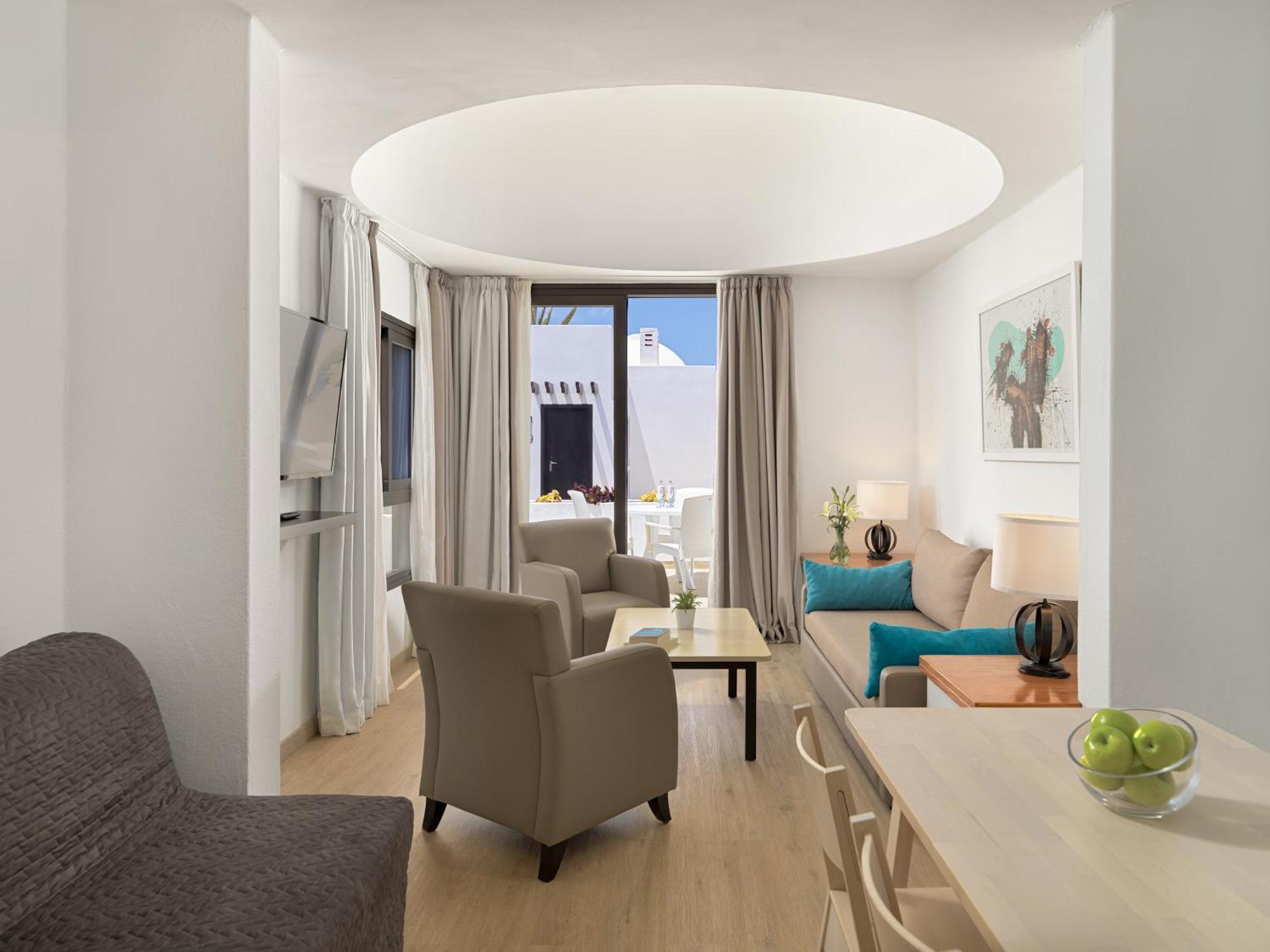H10 Suites Lanzarote Gardens Коста-Тегисе Экстерьер фото