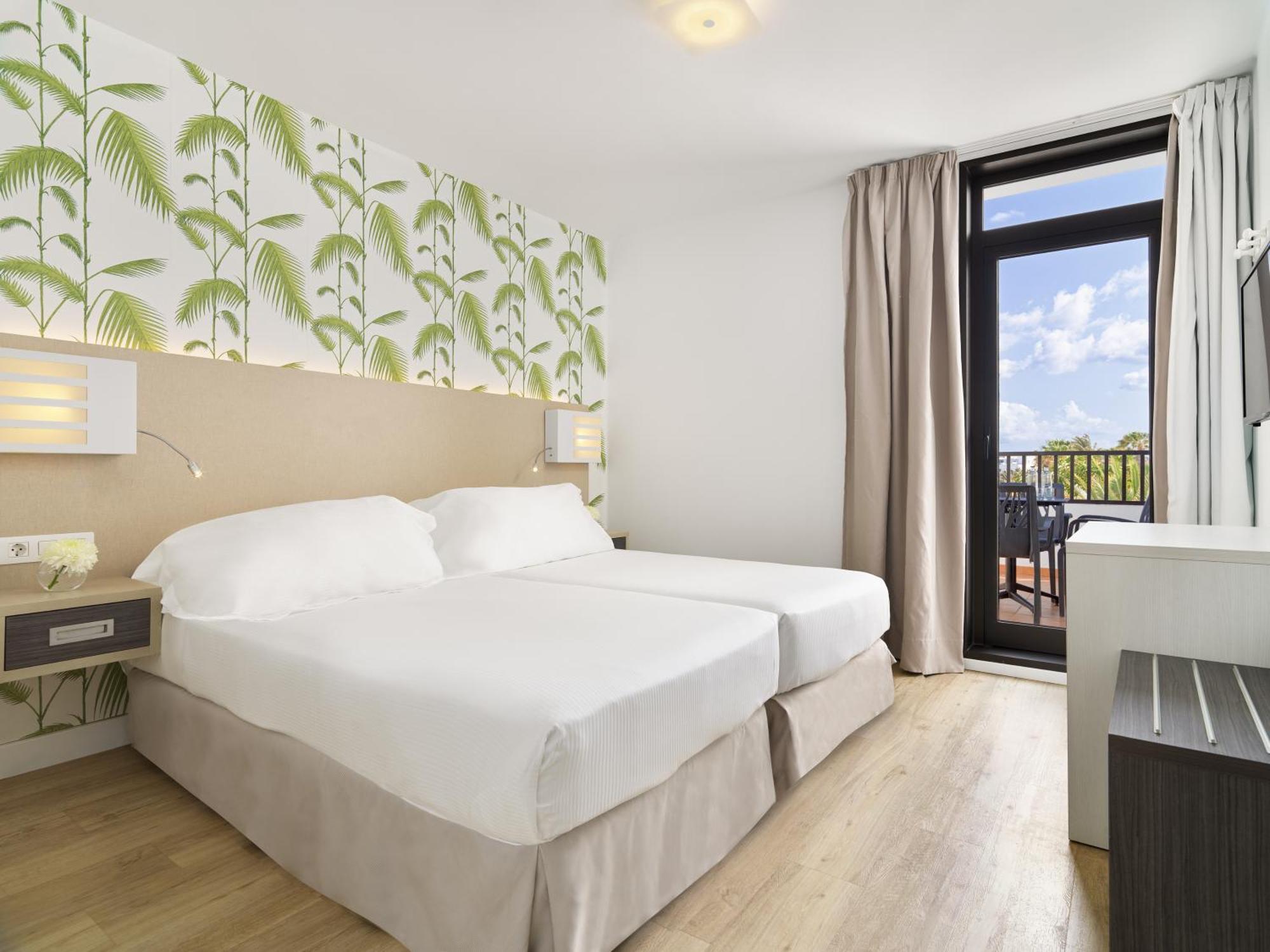 H10 Suites Lanzarote Gardens Коста-Тегисе Экстерьер фото